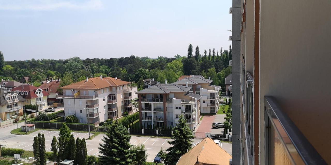 Surman Apartmanok Шіофок Екстер'єр фото