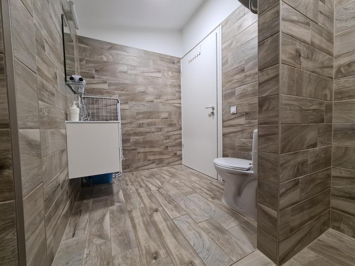 Surman Apartmanok Шіофок Екстер'єр фото
