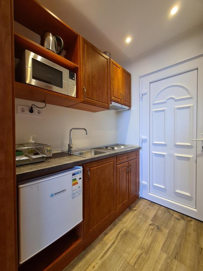 Surman Apartmanok Шіофок Екстер'єр фото